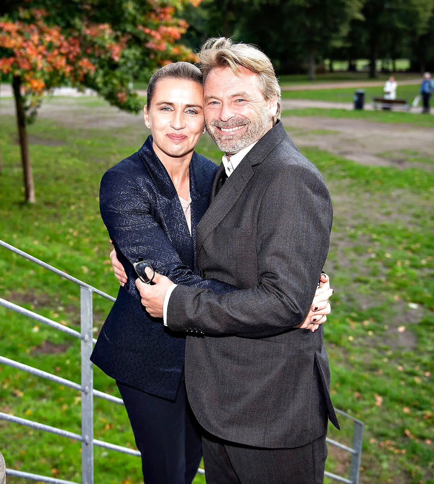 Formand Mette Frederiksen ses her med kæresten Bo Tengberg ved Socialdemokratiets Kongres i Aalborg Kongres og Kulturcenter, lørdag 22. september 2018. Mette Frederiksen sagde på talerstolen at han havde friet, og hun havde sagt ja.. (Foto: Henning Bagger/Ritzau Scanpix)