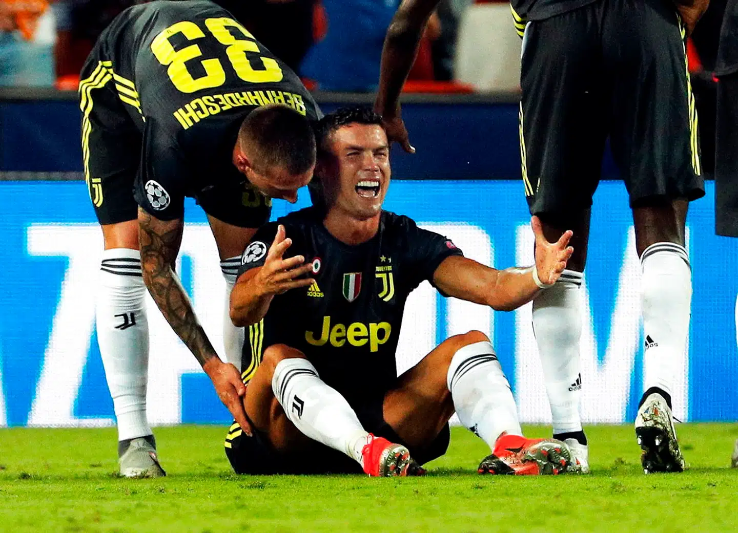 epaselect epa07033085 Juventus' forward Cristiano Ronaldo reacts after being sent off during the UEFA Champions League soccer match between Valencia CF and Juventus FC at Mestalla stadium in Valencia, Spain, 19 September 2018. EPA/JUAN CARLOS CARDENAS