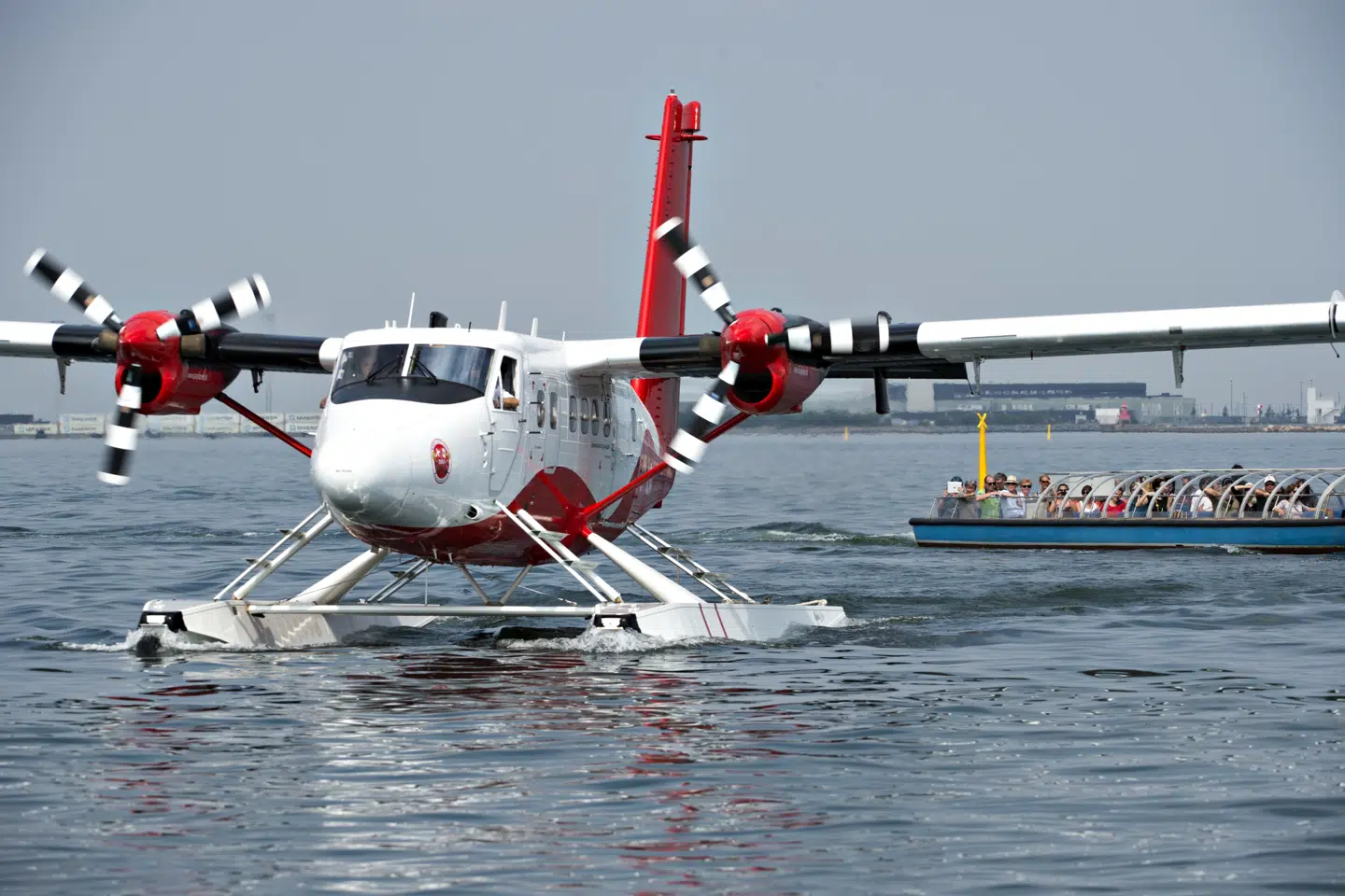Flyver Vandflyveren mellem København og Aarhus er truet | Erhverv | Nyheder | B.T.