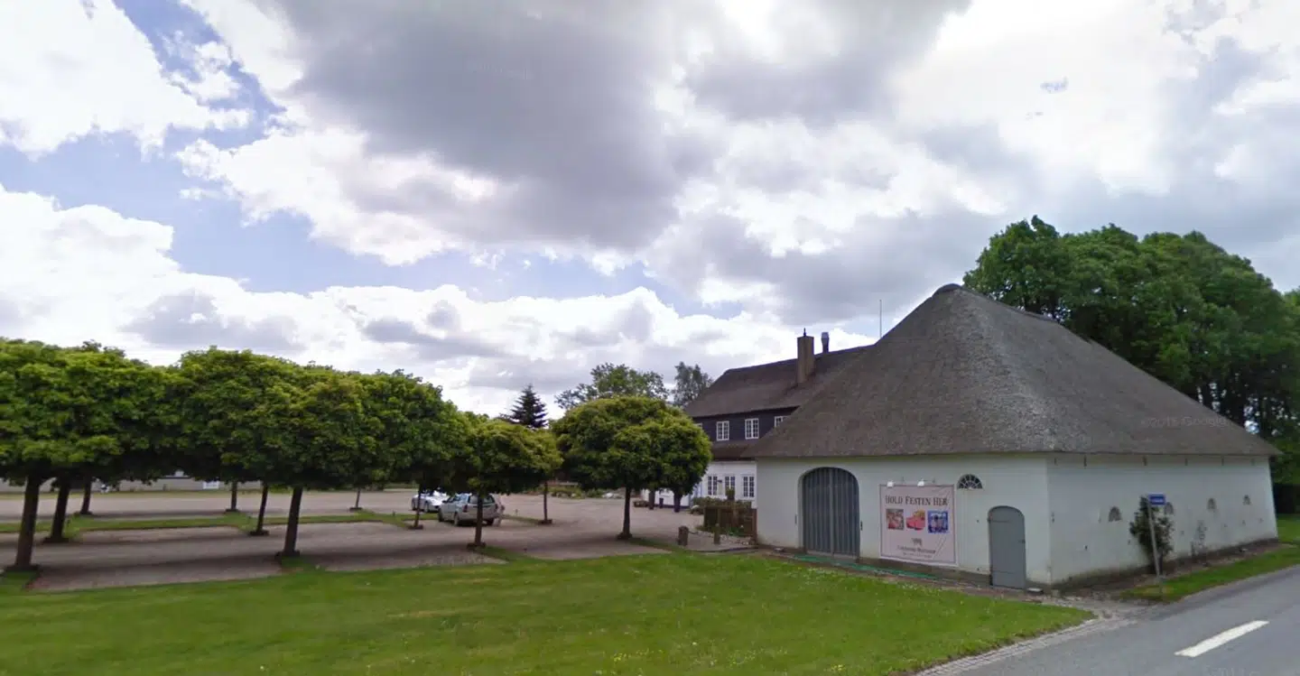 Holdbi Kro lukker per 1. oktober.