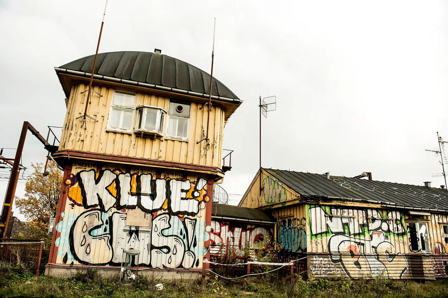 Det Gule Palæ. Gammelt location for Olsen Banden film er blevet reddet af frivillige entrepenører. Der er tale om, at Det gule Palæ, skal flyttes, i stedet for at rives ned. Her ses det i København 7. november 2014