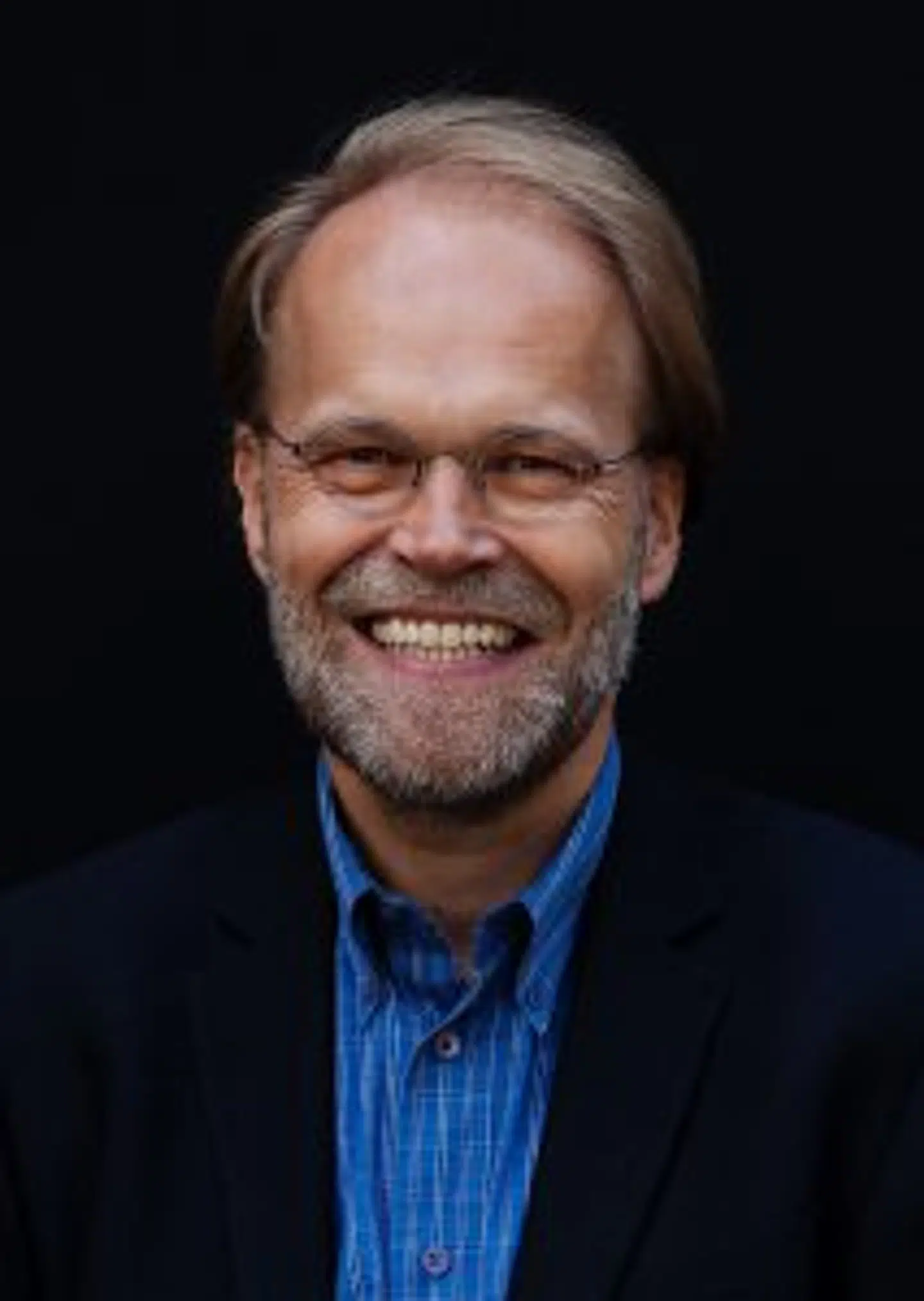 Den tidligere advokat Jørn Nedergaard tror ikke på, at konflikter mellem mennesker kan løses i en retssal. Privatfoto