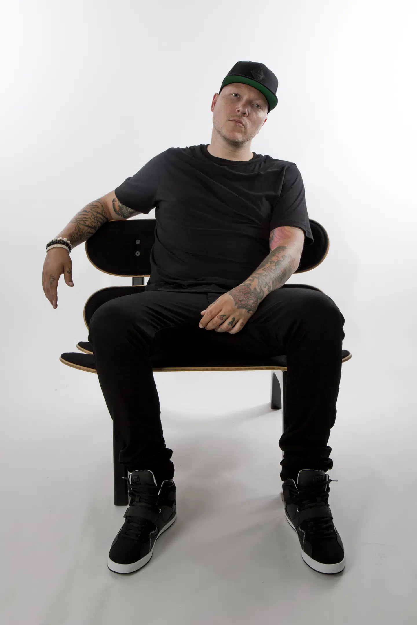 Niarn fortæller om sit alkoholmisbrug i ny dokumentar.