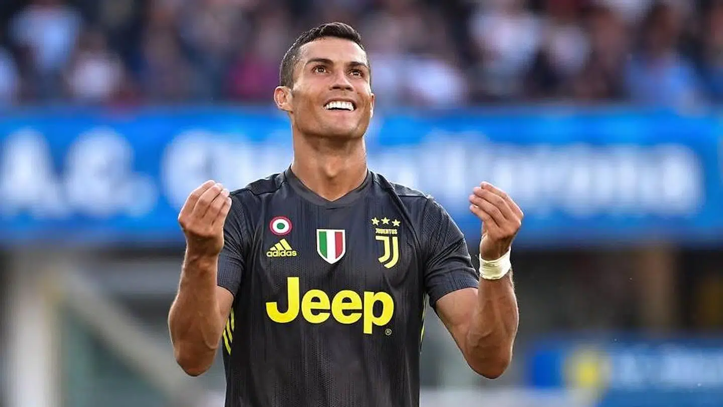 Cristiano Ronaldo ærgrer sig efter en misbrugt chance.