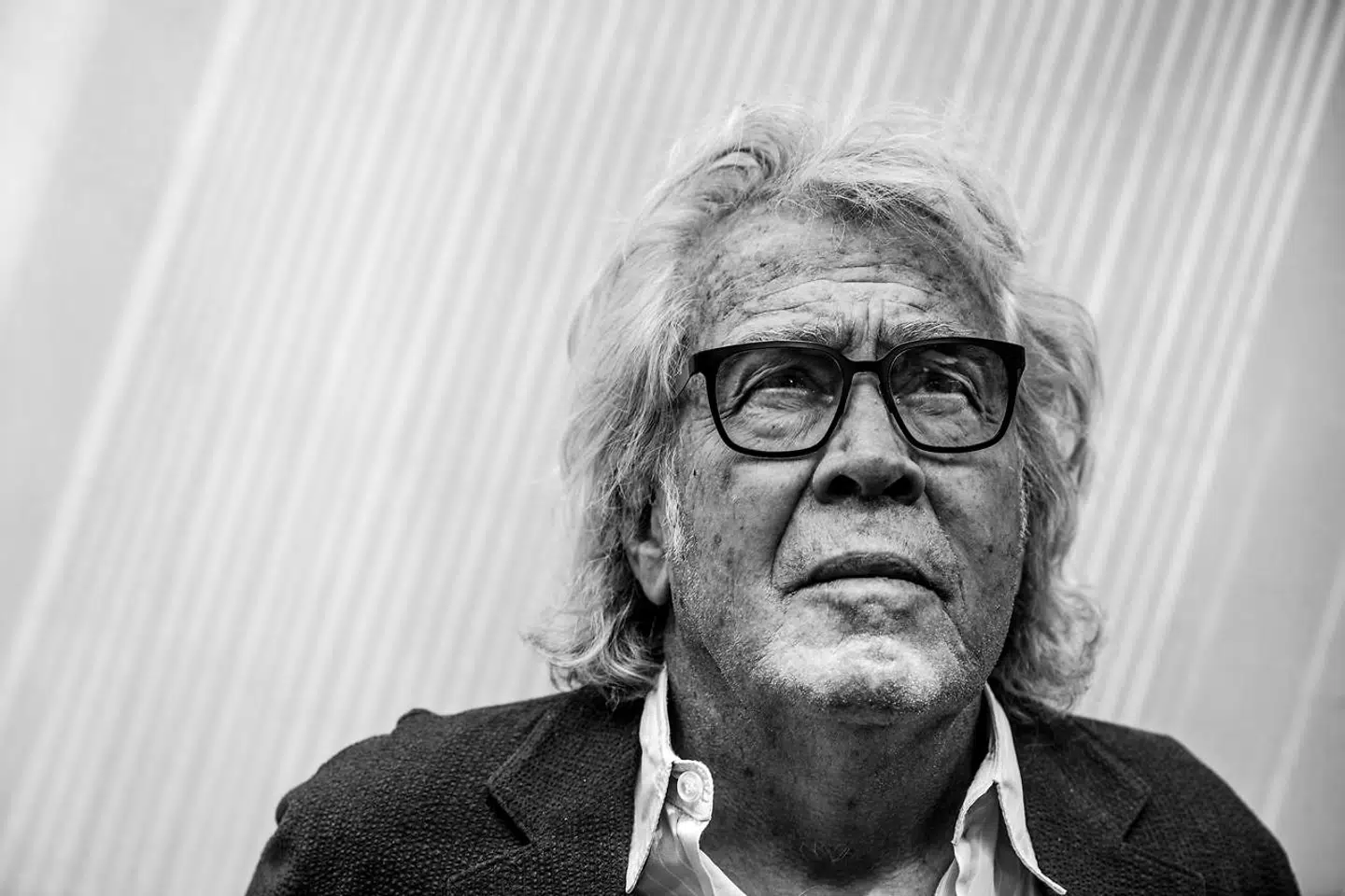 Jørgen Leth har efterhånden svært ved at gå. Men han gør det, fordi han ved, at det er godt for ham.