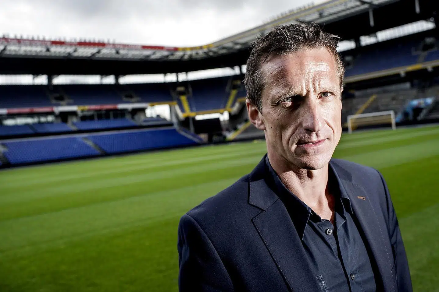 Det var et krav fra Mukhtars side at få en frikøbsklausul i sin kontrakt. Troels Bech ønskede ikke at give tyskeren denne klausul, men han gav sig i sidste ende.