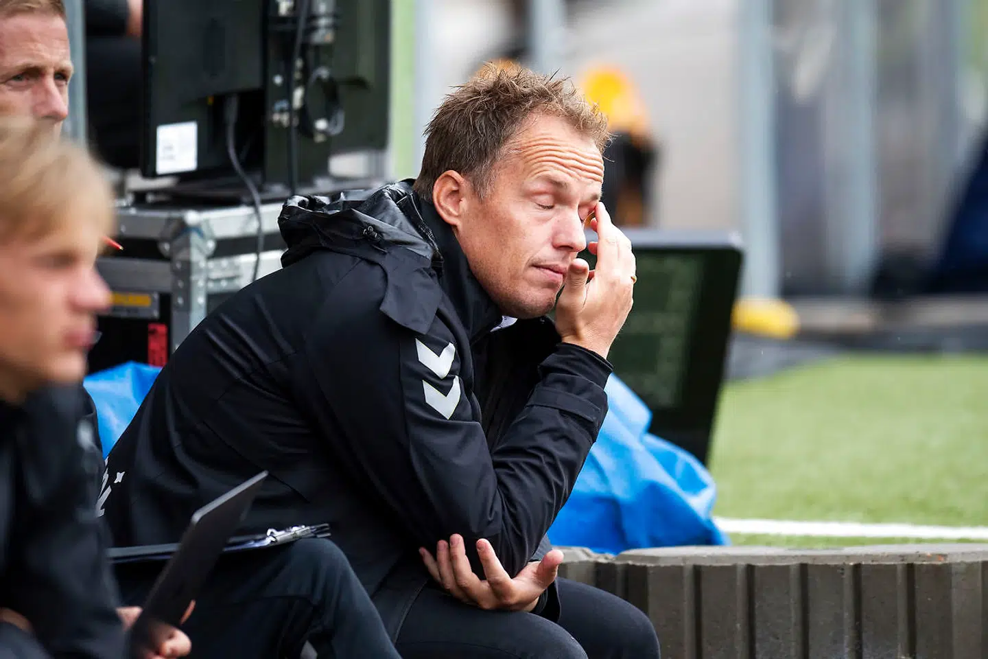 OBs cheftræner Jakob Michelsen var langt fra tilfreds efter nederlaget på 2-3 mod Hobro IK.