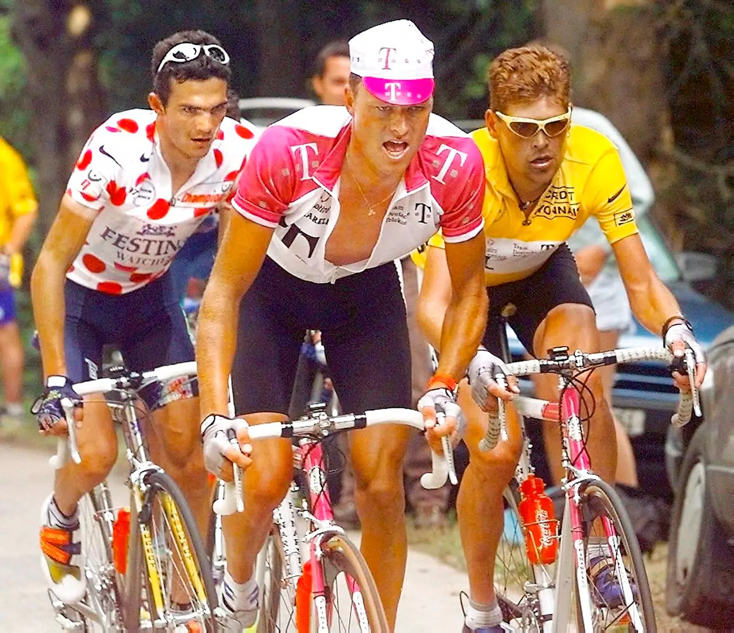 Jan Ulrich (til højre) vandt Tor de France i 1997. Året inden blev han - som løjtnant for Bjarne Riis på det tyske hold Team Telekom - nummer to første gang han kørte verdens største cykelløb.