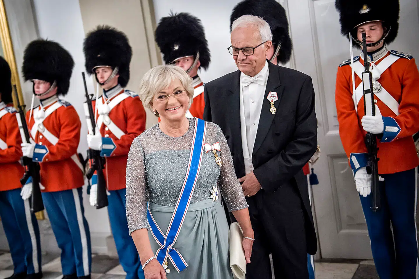 LA krævede topskattelettelser til gengæld for, at Pia Kjærsgaard blev formand for Folketinget. Her er hun til gallataffel på Christiansborg Slot i anledning af H. K. H. Kronprinsens 50-års fødselsdag