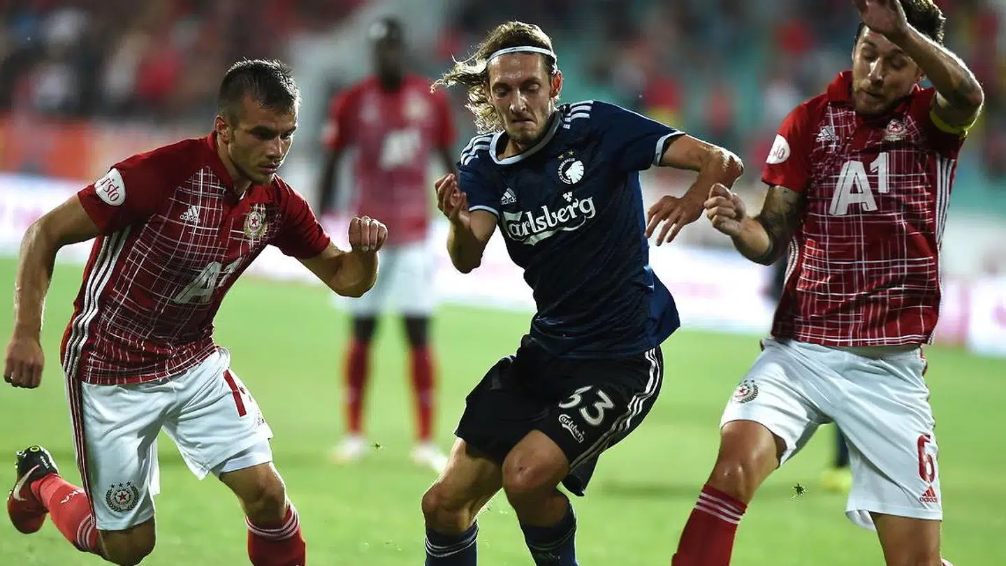 Rasmus Falk startede inde for FCK på den centrale midtbane.