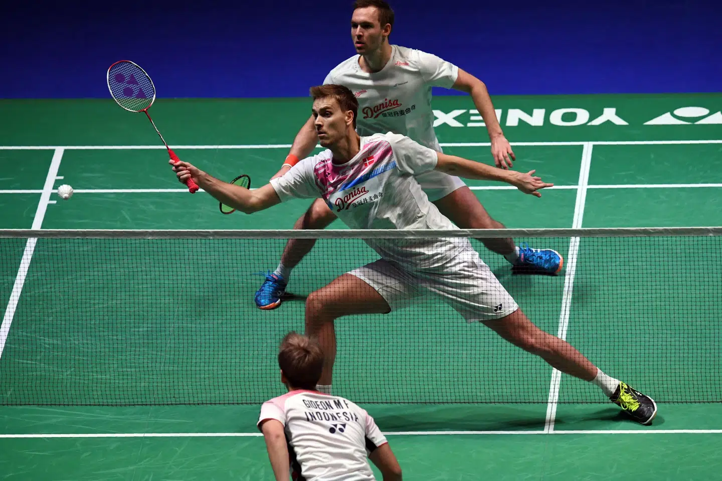 Mads Pieler Kolding og Mads Conrad-Petersen tabte deres kvartfinale ved VM i badminton, hvor Danmark slutter uden medalje. Paul Ellis/arkiv/Ritzau Scanpix
