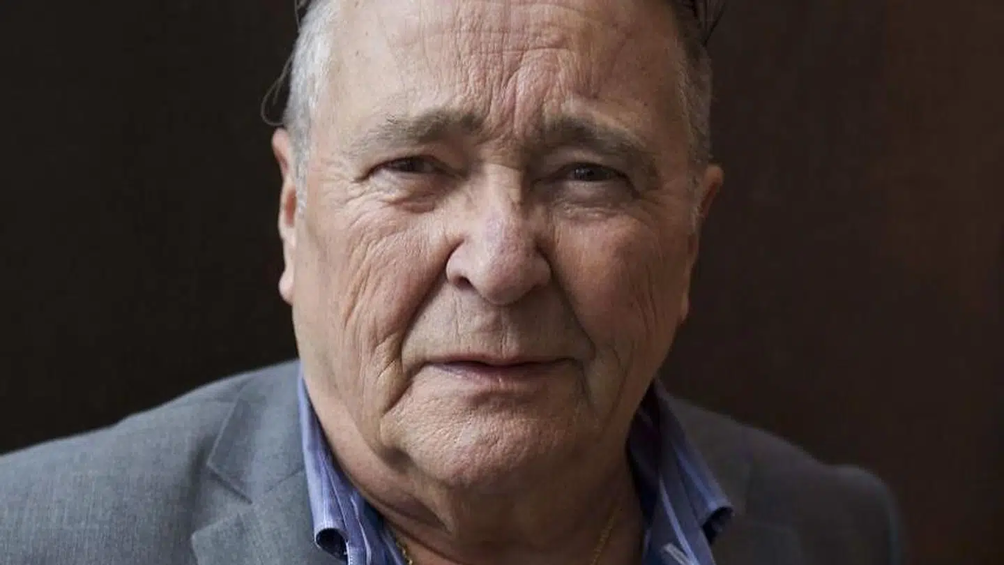 B&W Grand Ballroom, som er en hyldest til Melodi Grand Prix 1957-2014 afholdes fredag d. 2. maj og lørdag d. 3. maj, hvor der er udsolgt og deltager over 2000 mennesker. Vi fulgte prøverne og snakkede med James Rasmussen fredag d. 2. maj 2014.