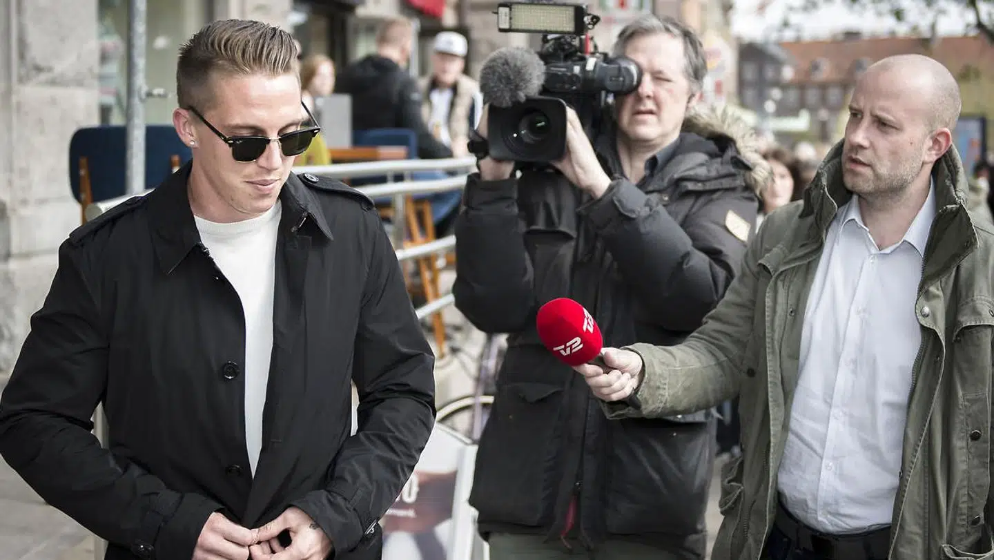 Nicki Bille har tidligere fået en fængselsdom på 60 dage, og han blev også idømt 80 timers samfundstjeneste som resultatet af en bytur i København, som endte med en dramatisk anholdelse, efter Bille havde råbt op, sparket til en cykel og en parkeringsautomat og gjort modstand mod politiets anholdelse.