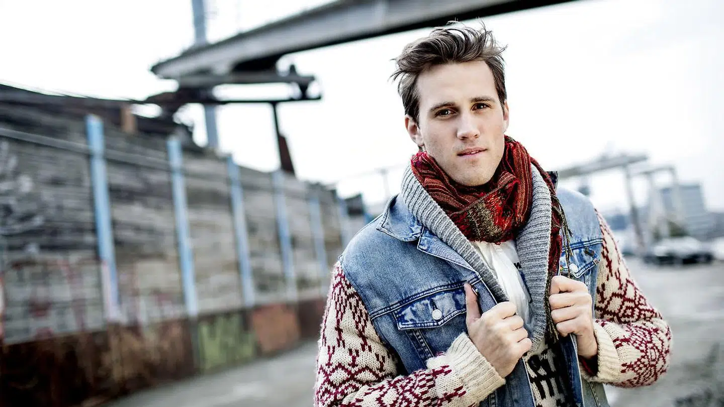 Arkivbillede fra dengang Sonny Fredie Pedersen deltog i det danske Melodi Grand Prix 2014. Han sang 'Feeling The You'. I dag bor han i LA og fører en karriere, hvor der er fuld smæk på alt lige fra sang til dans og skuespil.