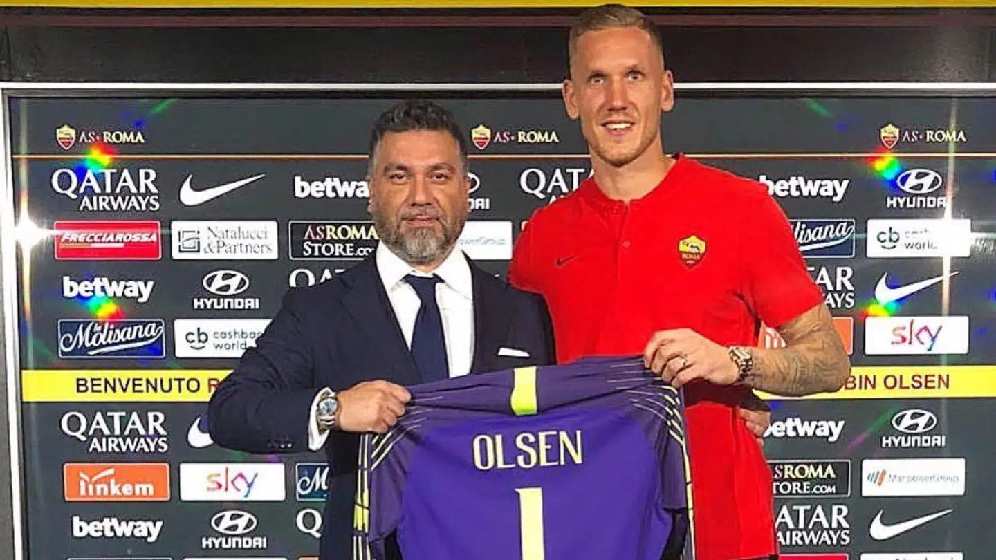 Hasan Cetinkaya og Robin Olsen fik tirsdag gennemført skiftet til Roma.