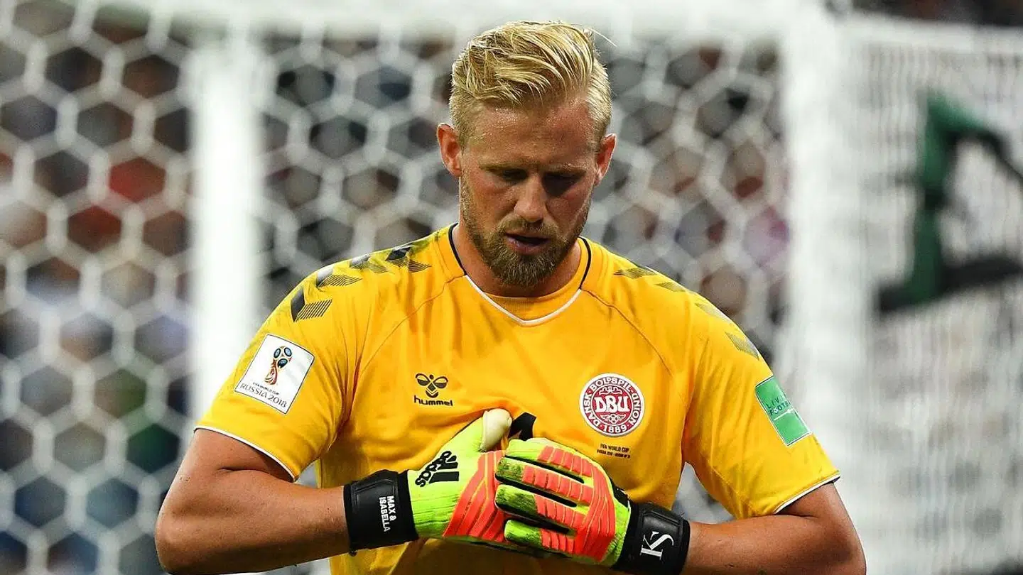 Kasper Schemeichel kan skifte til Chelsea, hvis klubben sælger Courtois til Real Madrid.