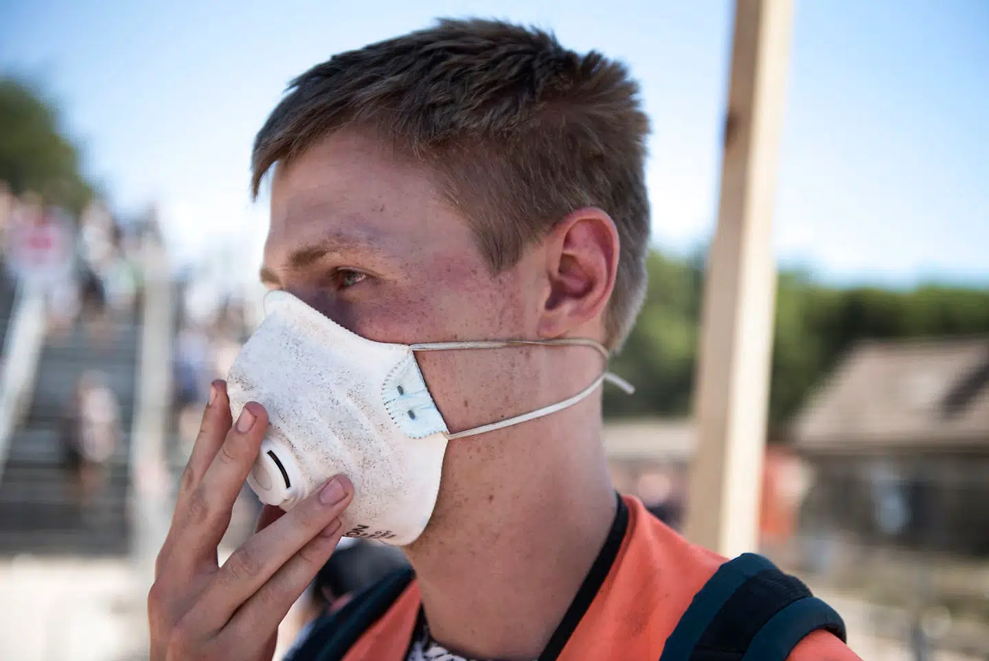 På årets Roskilde Festival blev støvmasker brugt som værn mod de store mængder støv.