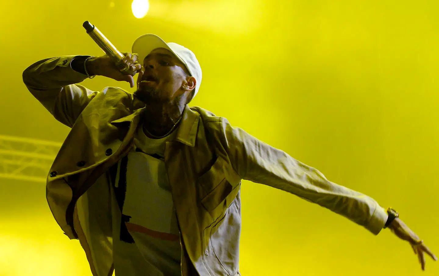 Chris Brown blev anholdt efter sin koncert torsdag aften i Florida, hvor politiet ventede på ham.