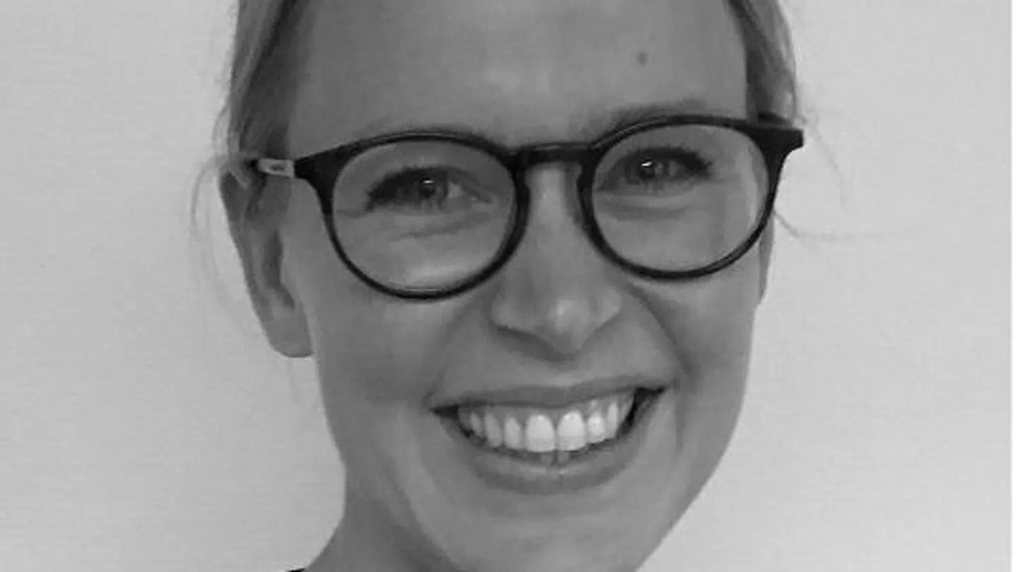 Sara Vester Hald synes, det er vigtigt at vise billeder og film af fødsler, fordi det kan være med til at aftabuisere den grænseoverskridende situation, det er at miste selvkontrollen ved en fødsel.