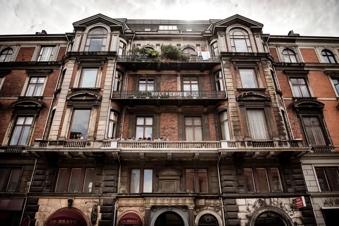 Holckenhus, H. C. Andersens Boulevard 33 , 1550 København V. Facaden set fra Stormgade.