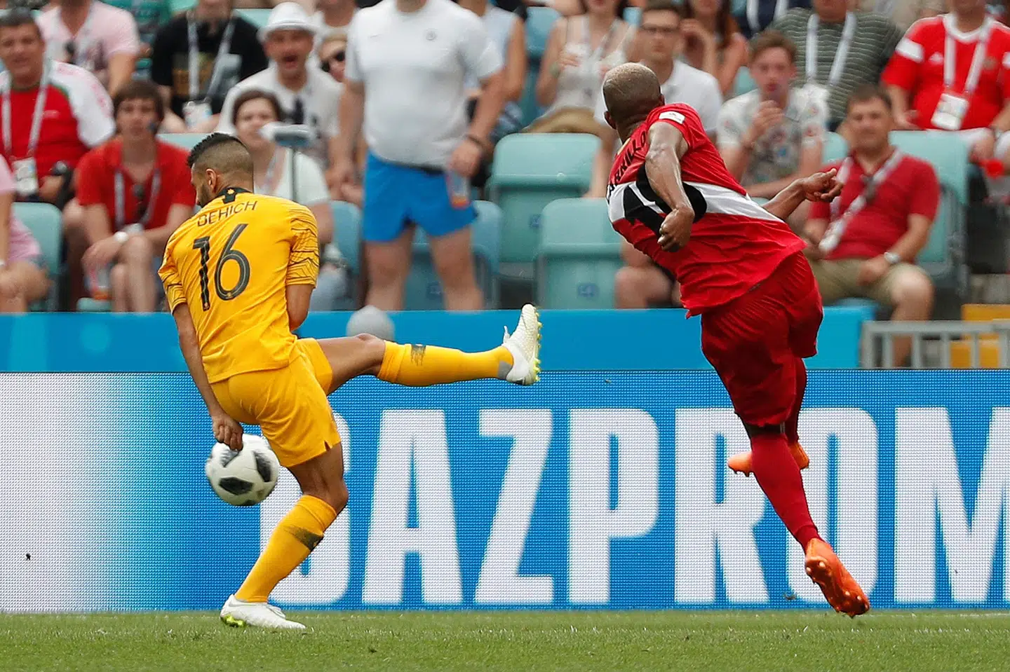 Den peruanske fodboldspiller André Carrillo scorer Perus første VM-mål siden 1982, hvor landet sidst var med ved VM. Max Rossi/Reuters
