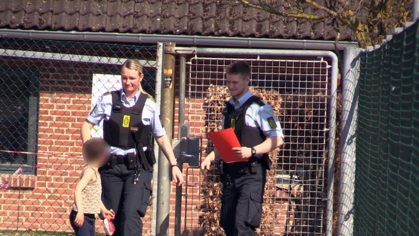 Klokken 13.03 blev politiet tilkaldt til Gilbjerg Børnehuse.
