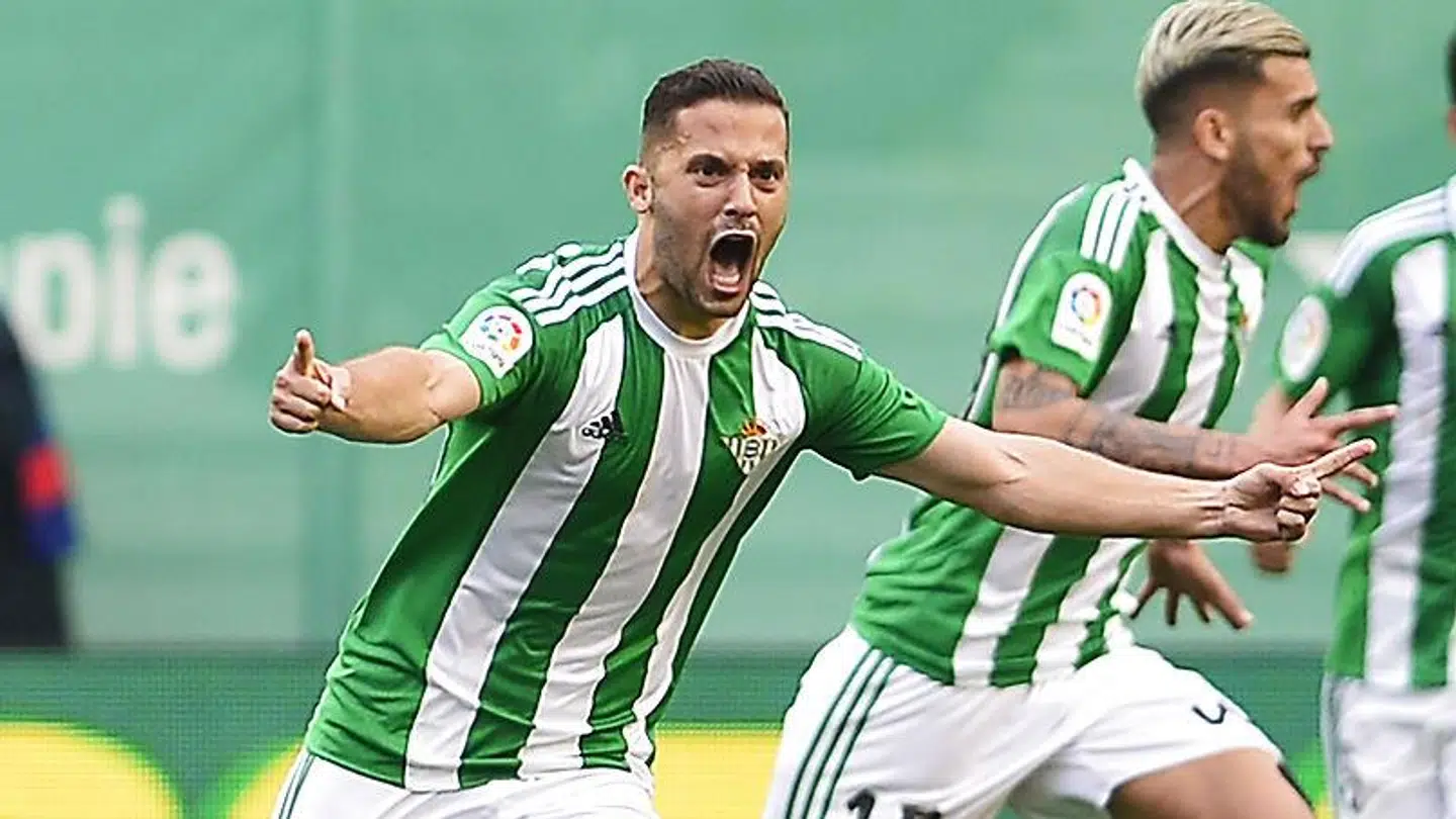 Riza Durmisi er snart klar for Lazio i en stor handel.