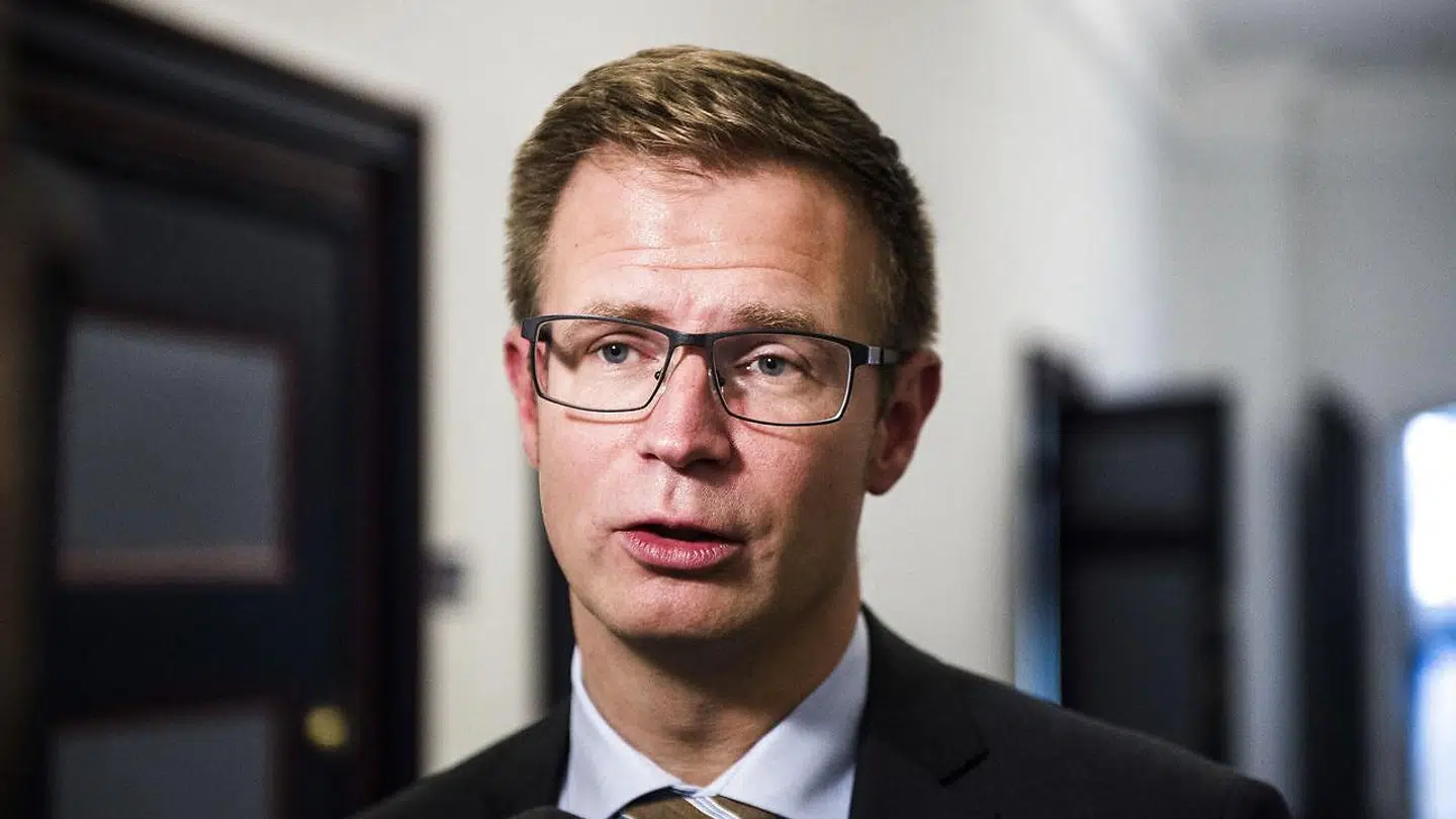 Benny Engelbrecht (S) synes ikke, der skal ændres på ejendomsretten til jord.