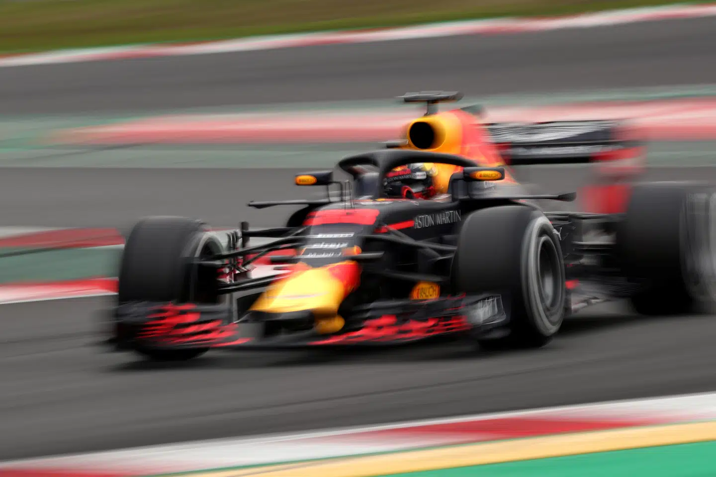 Red Bulls to racere i Formel 1 ligger i øjeblikket på en fjerde- og en sjetteplads i den samlede VM-stilling. Albert Gea/Reuters