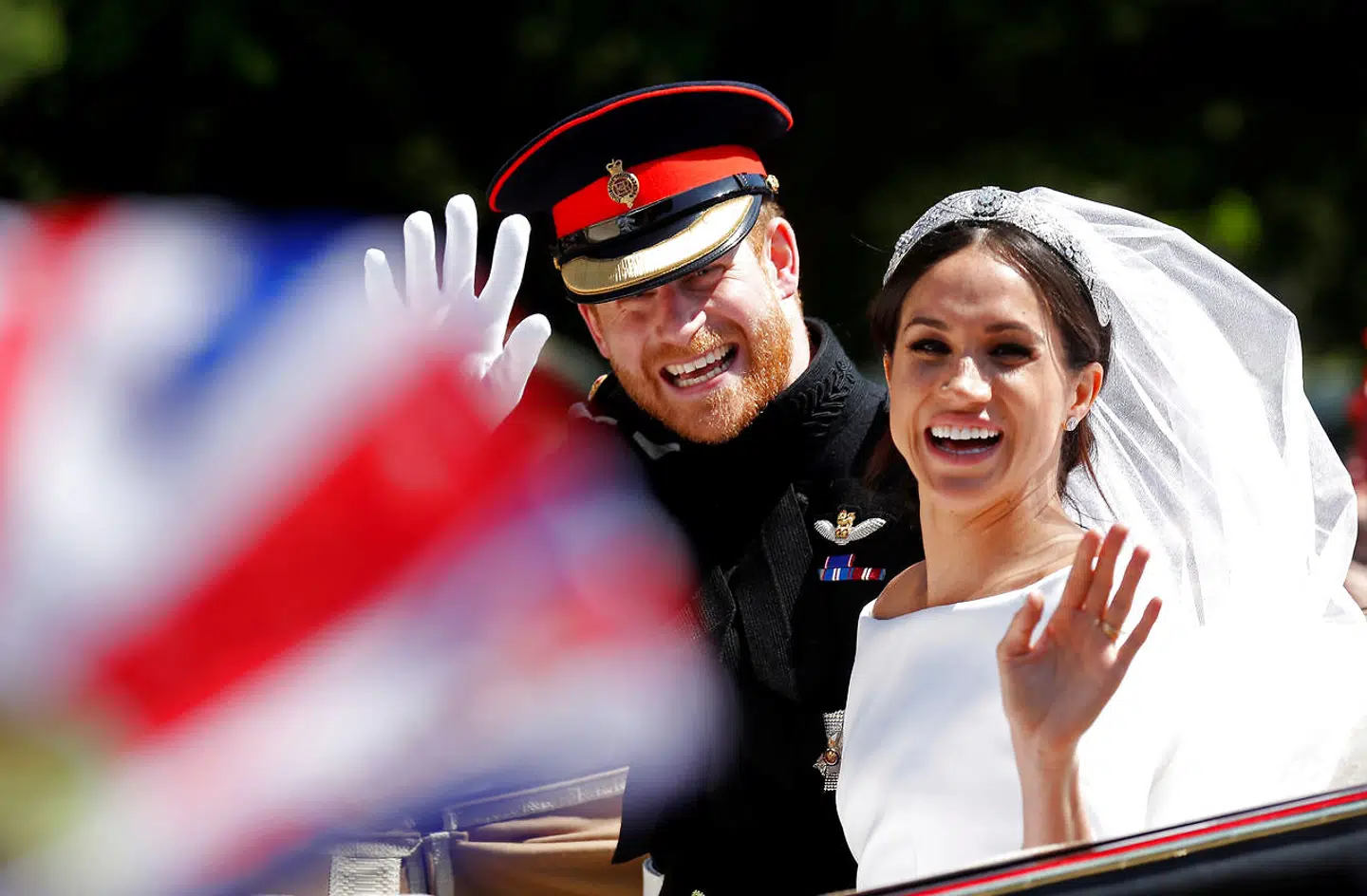 Her ses Meghan Markle og prins Harry på deres bryllupsdag.