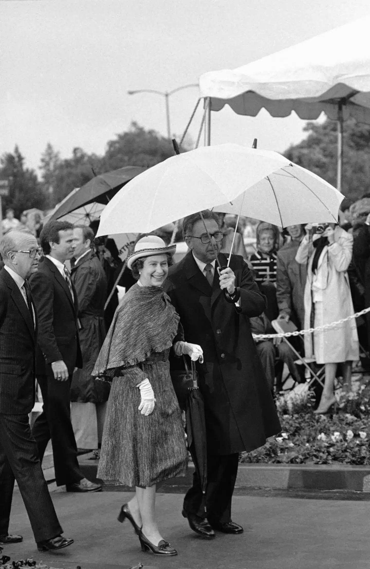 Dronning Elizabeth lagde under sit besøg i USA i 1983 også vejen forbi Los Angeles.