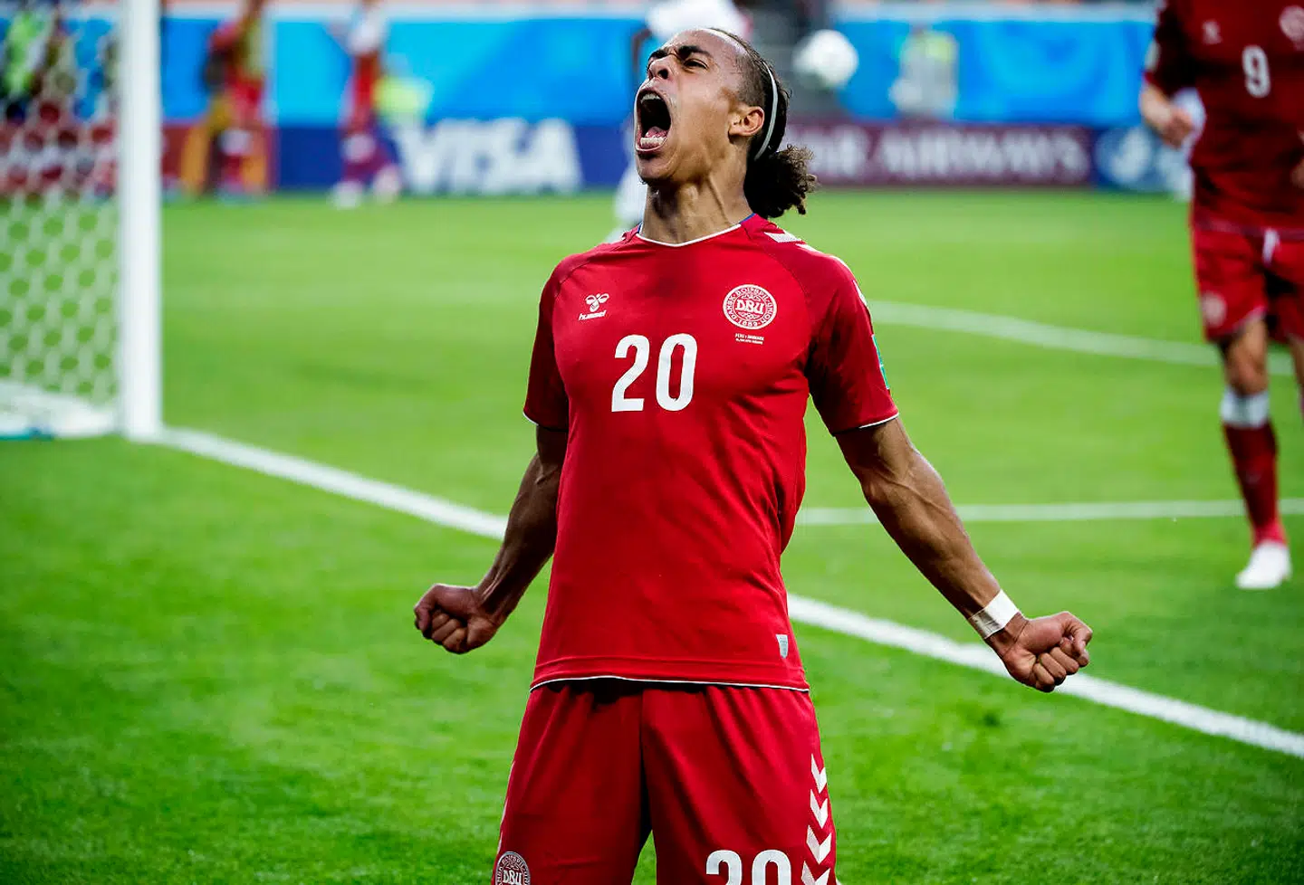 Yussuf Yurary Poulsen til 1-0 under kampen mellem Danmark-Peru.