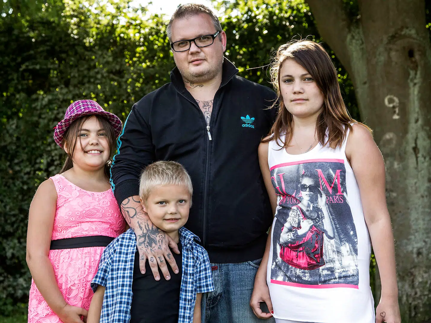 Stephanie med sin familie.