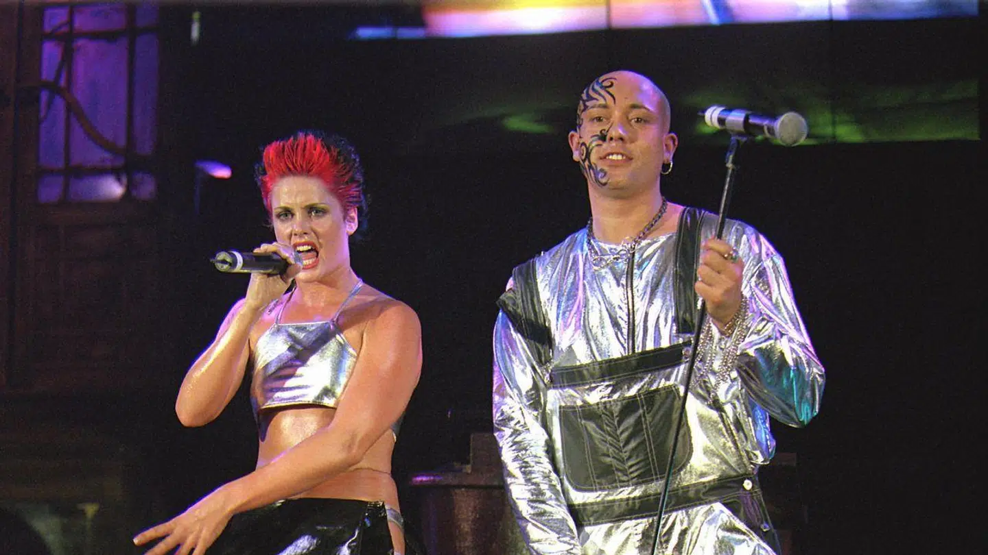 Bandet Aqua hittede stort med sangen Barbie Girl i 1997. Her ses frontfigurerne Lene Nystrøm og René Diff til den danske Grammyuddeling i 1998.