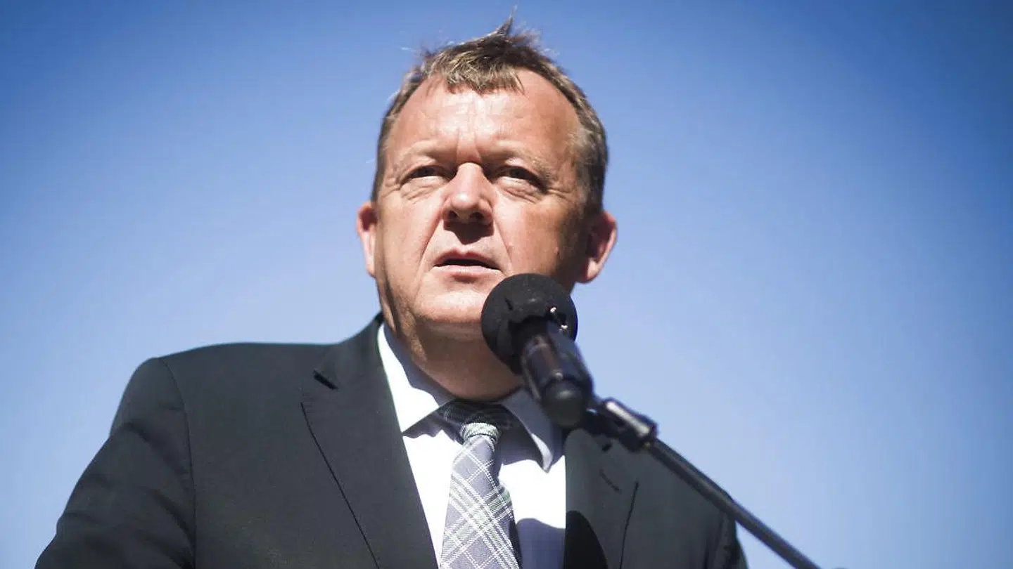 Statsminister Lars Løkke Rasmussen (V) blev ifølge statsministeriet 'antastet af nogle for statsministeren ukendte personer, der udviste nærgående adfærd.'