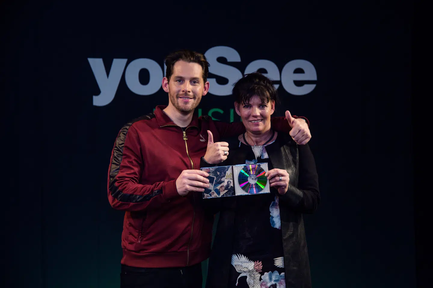 Mette Kjeldsen fik - foruden et livs forbrug af koncerter med Rasmus Seebach - lov til at møde manden selv til en intimkoncert.