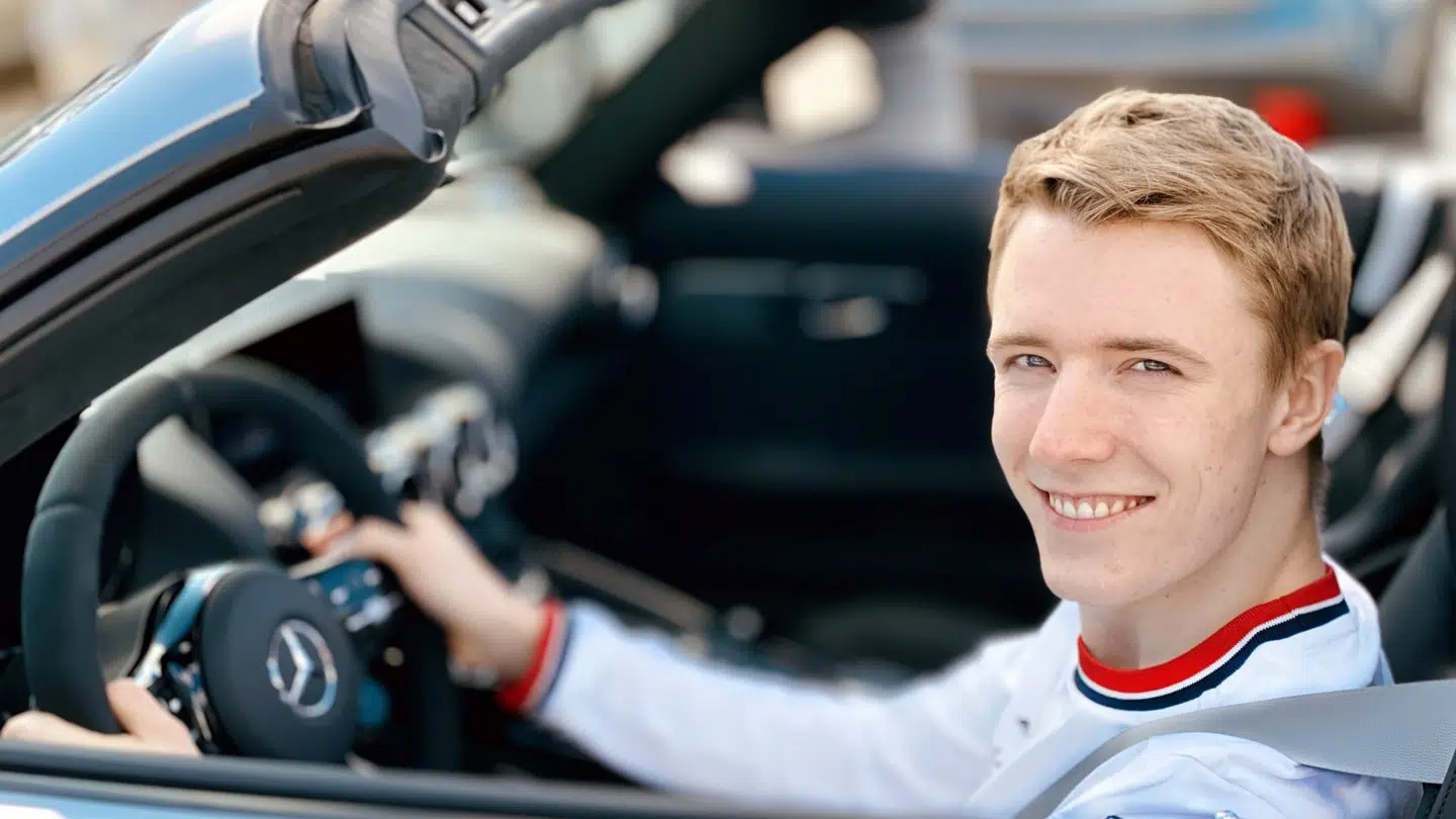 Frederik Vesti jagter drømmen om Formel 1.