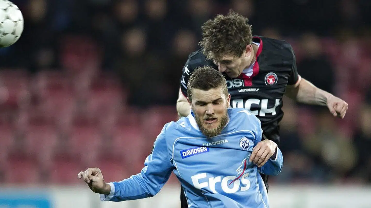 Niels Lodberg er tidligere spiller i Sønderjyske (i lyseblåt).