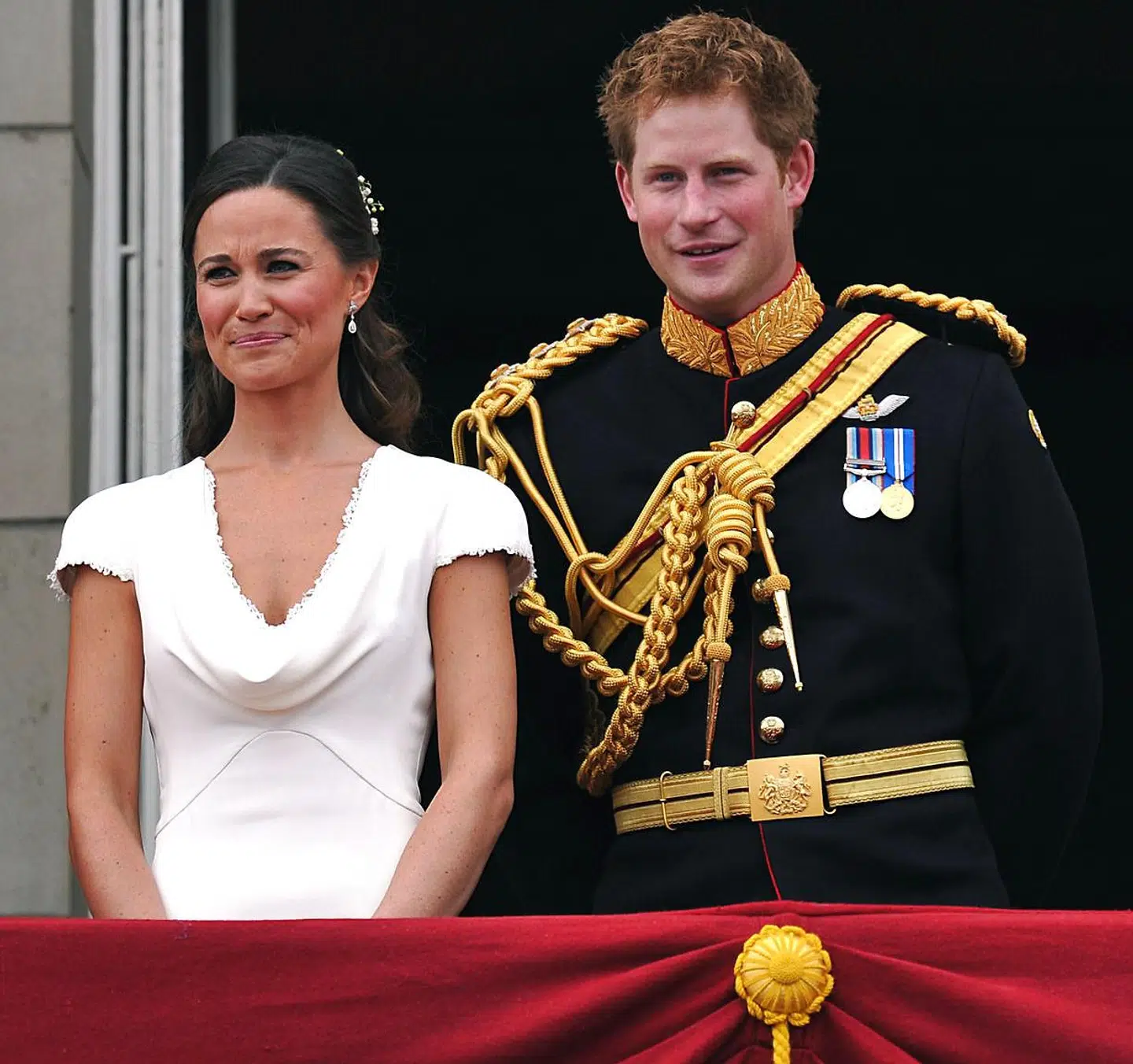 Pippa Middleton og Prins Harry til Kate Middleton og Prins Williams bryllup i 2011. REUTERS/John Stillwell/Pool