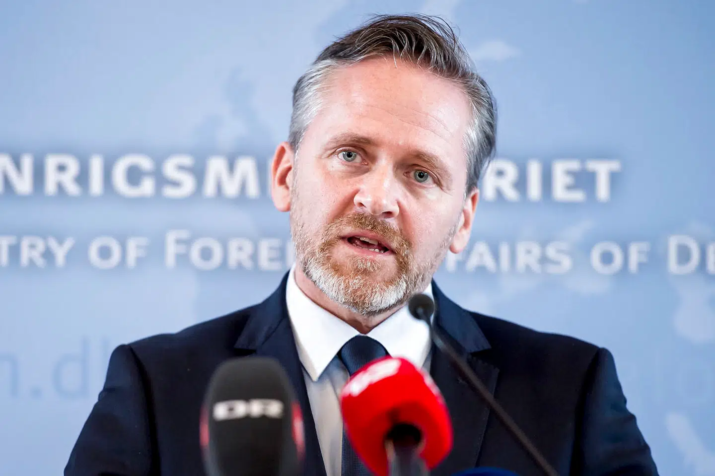 (ARKIV) Udenrigsminister Anders Samuelsen (LA) er ked af USAs beslutning.