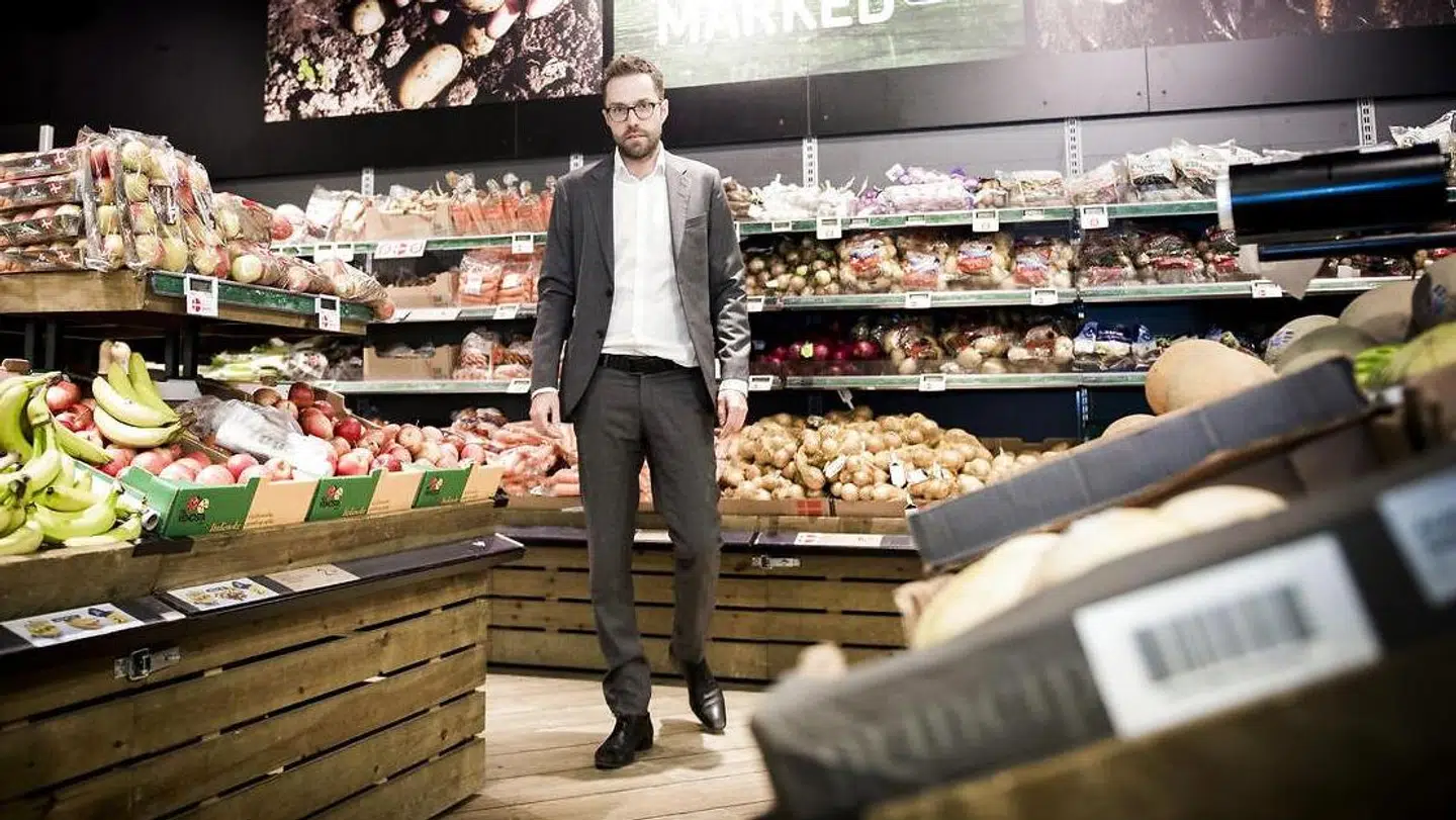 Arkivfoto. Føtex holder senest til nytår op med at sælge engangsservice af plastik.