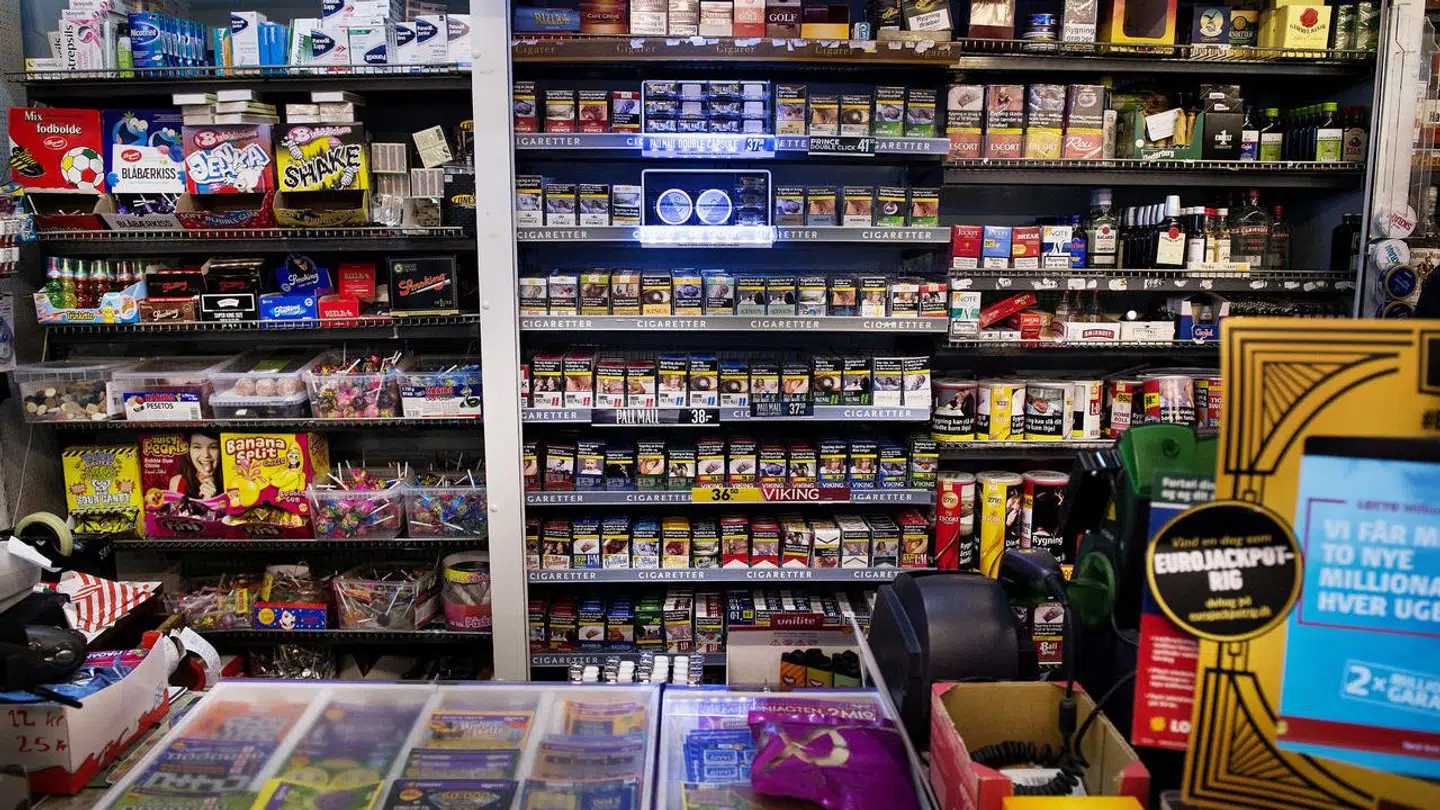 I denne uge var Midt- og Vestsjællands Politi i samarbejde med Skattestyrelsen på kontrol i adskillige kiosker og slikbutikker. Arkivfoto