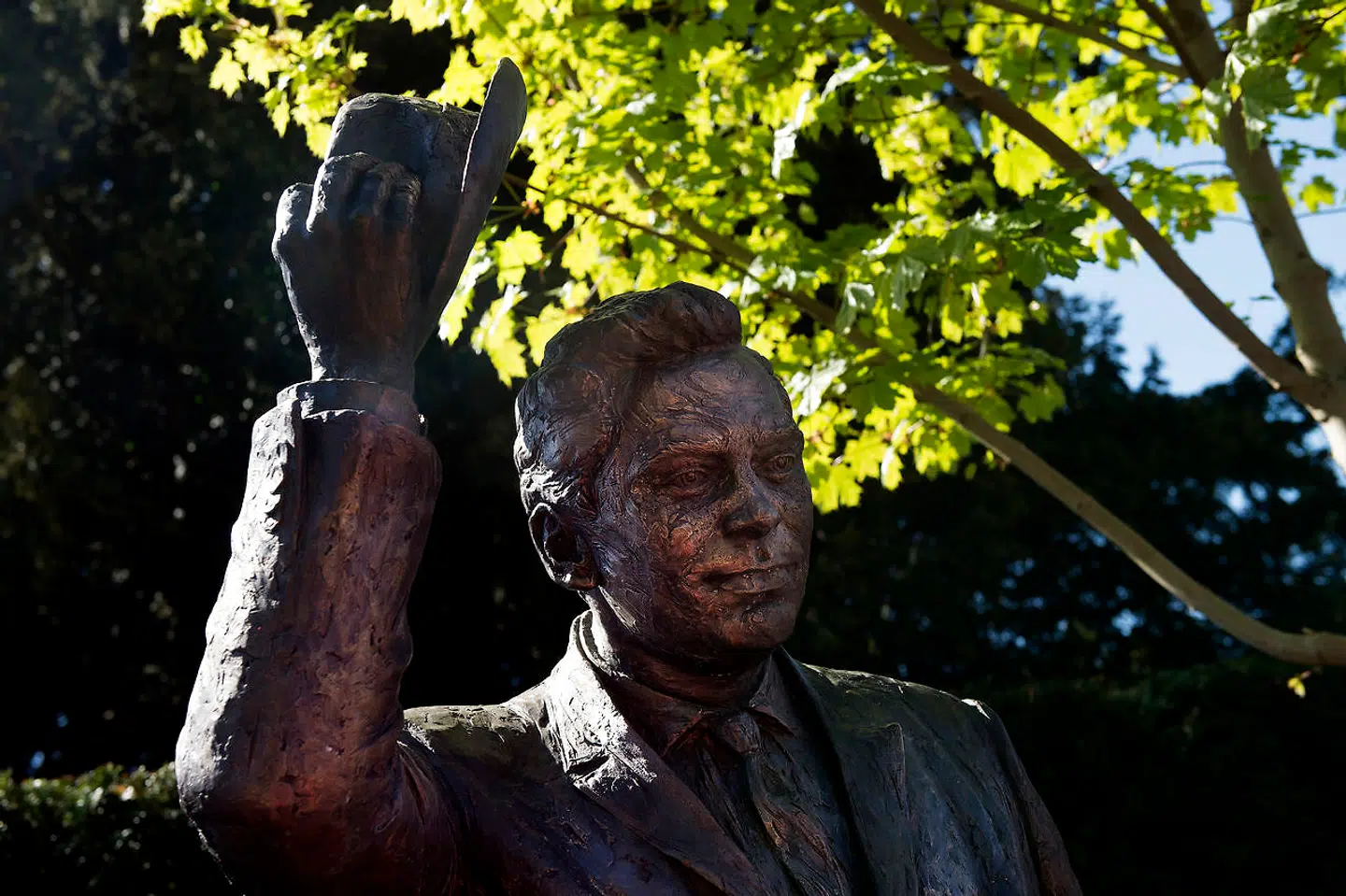 Nu kan Dirch Passer endelig løfte på hatten på Frederiksberg, hvor han tilbragte en stor del af sine timer.