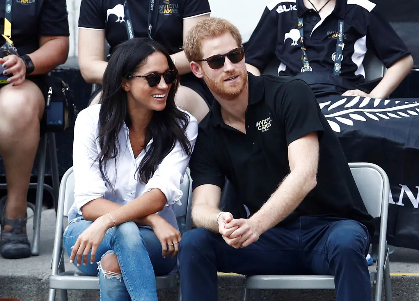 Prins Harry og Meghan har ses kørestolstennis ved Invictus Games i Toronto.