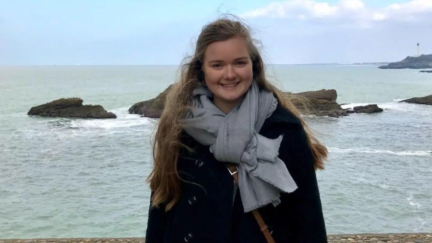 Norske Marie Sæther Østbø forsvandt den. 28 april fra byen Sedgefield i Sydafrika. Hun var taget på ferie sammen med nogle venner, og blev sidst set på vej ned til stranden 100 meter væk fra deres hotel.