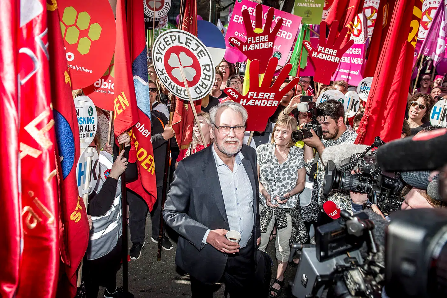 Dennis Kristensen ankommer til forhandlinger i Forligsinstitutionen i København. Fredag den 20. april 2018.