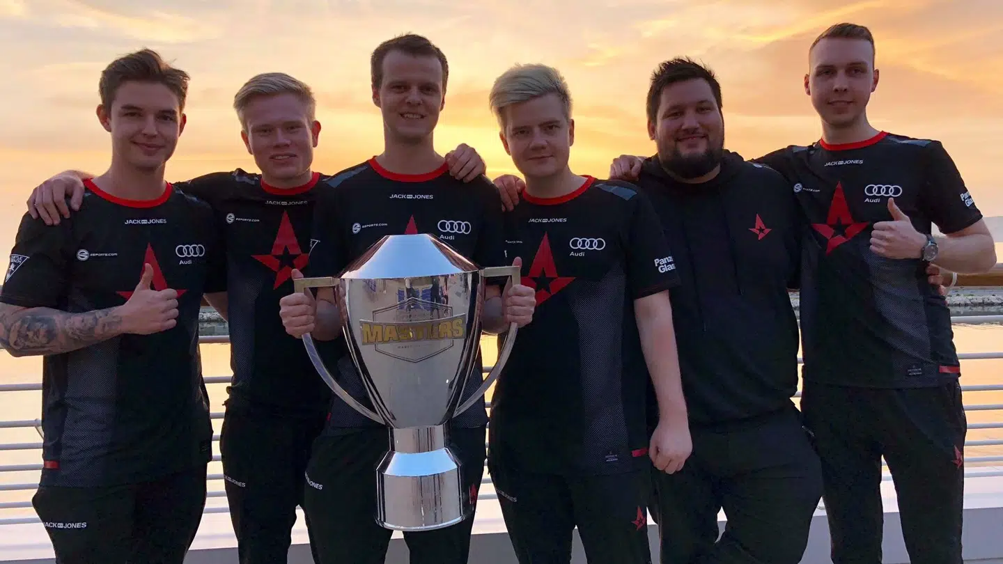 Astralis kan med sejren også glæde sig over, at de kommer til at avancere på verdensranglisten, hvor de i øjeblikket er placeret som nummer fem.