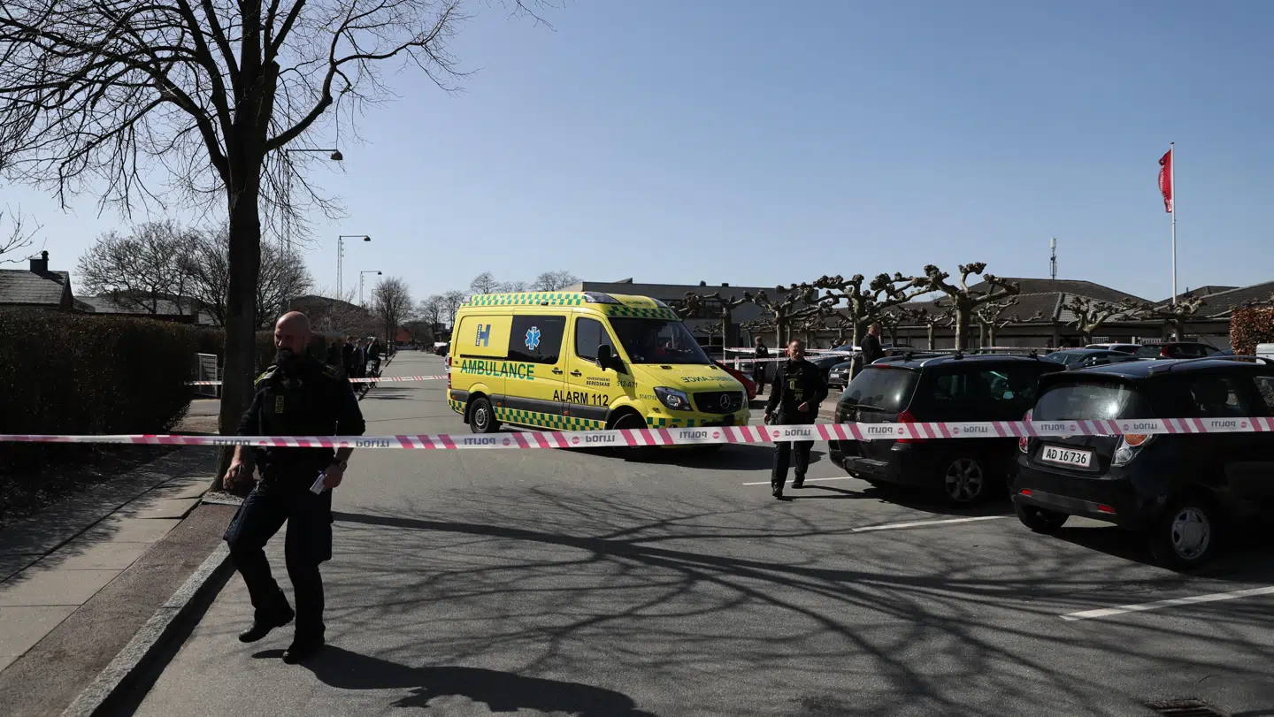 Politiet blev kaldt ud til Tårnby Gymnasium onsdag eftermiddag til et knivstikkeri.