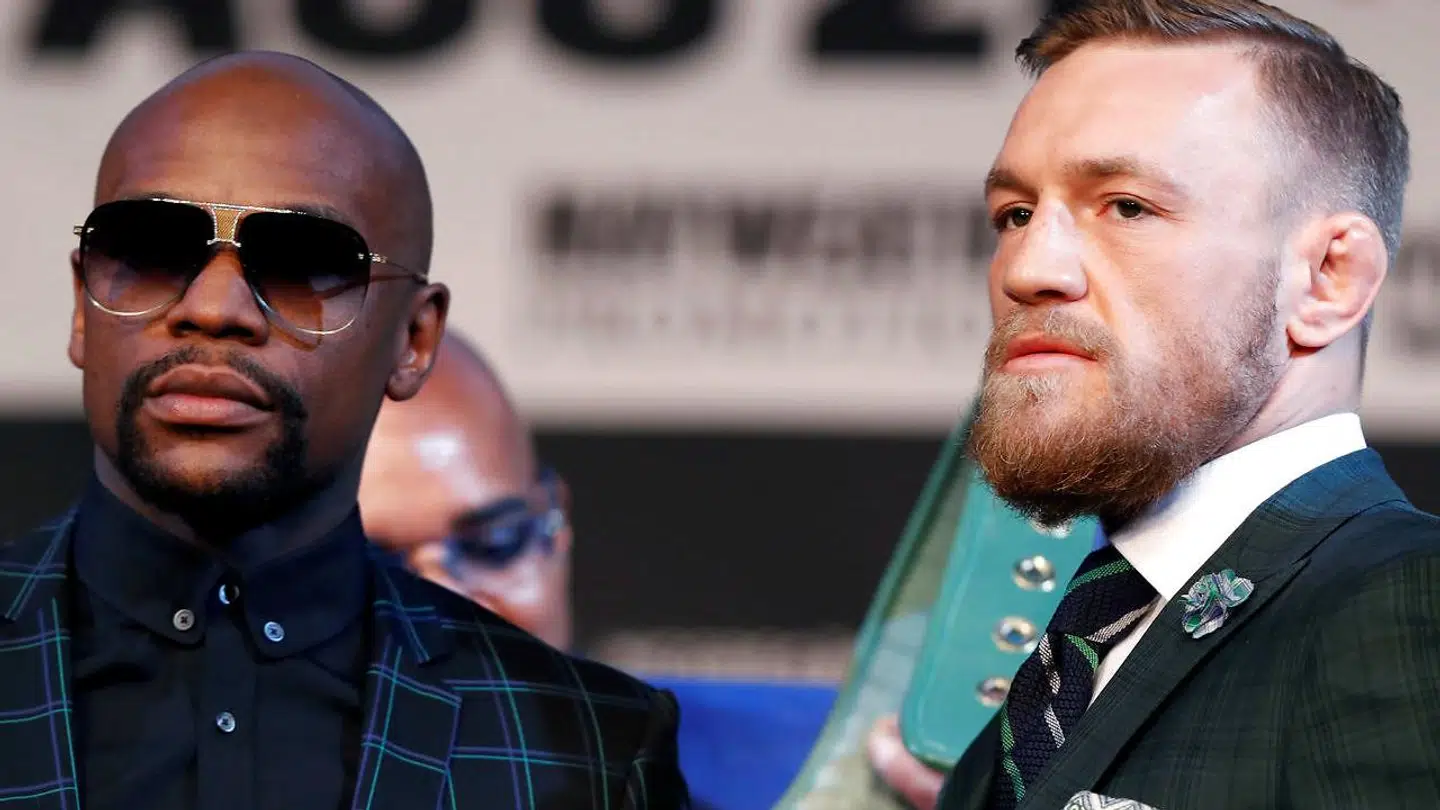 Der var ingen boksetitler på spil i deres første kamp. Til gengæld var det en enorm succes rent kommercielt. Ifølge EPSN har Floyd Mayweather tjent over 1.5 milliarder kroner på kampen, mens Conor McGregor måtte 'nøjes' med omkring 600 millioner kroner.