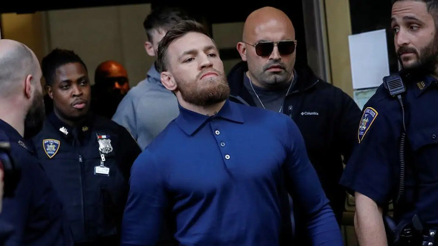 Conor McGregor er anholdt og sigtet for vold og hærværk. Næste retsmøde er sat til den 14. juni.